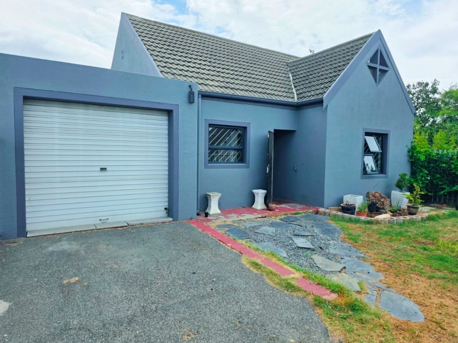 2 Bedroom Property for Sale in Bonnie Brae Western Cape